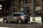 Mazda CX-8 2017 года